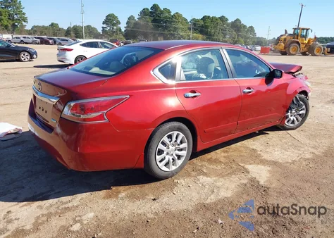 2014 Nissan Altima 2.5 S z USA, uszkodzony, nr VIN 1N4AL3AP5EN215138